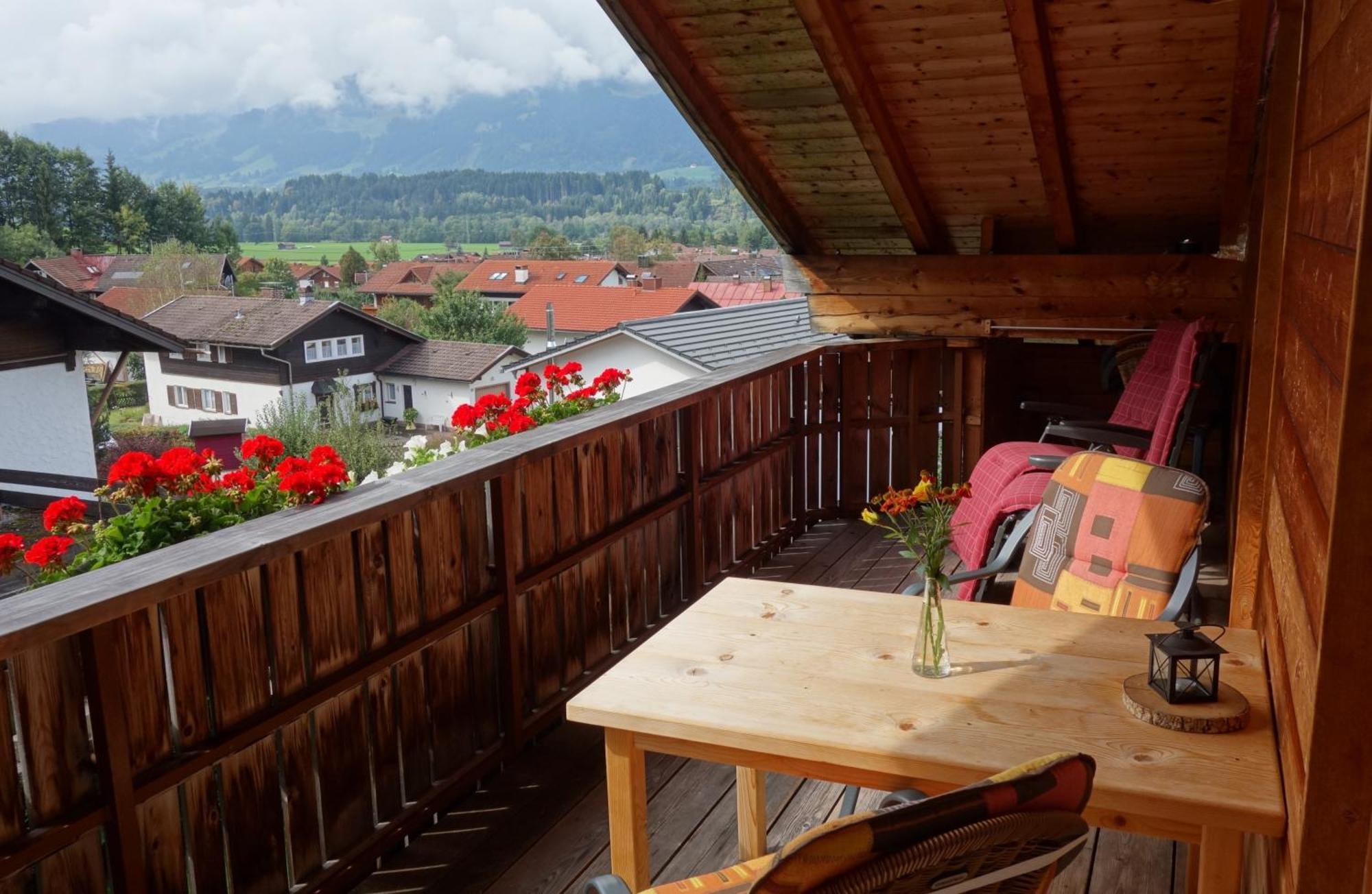 Ferienwohnungen Bernie Schmid Sonthofen Ruang foto